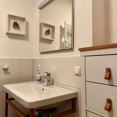 Schmugglerhus App 2 8 Zeese * Wieck