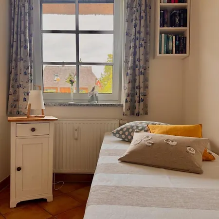 Schmugglerhus App 2 8 Zeese Appartamento